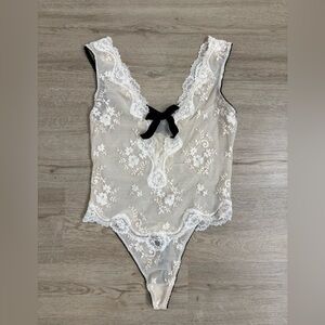 Lace body suit